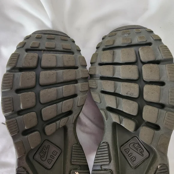 Nike Air Sneaker men's size 8 Moss Green Huarache Run - Picture 12 of 16